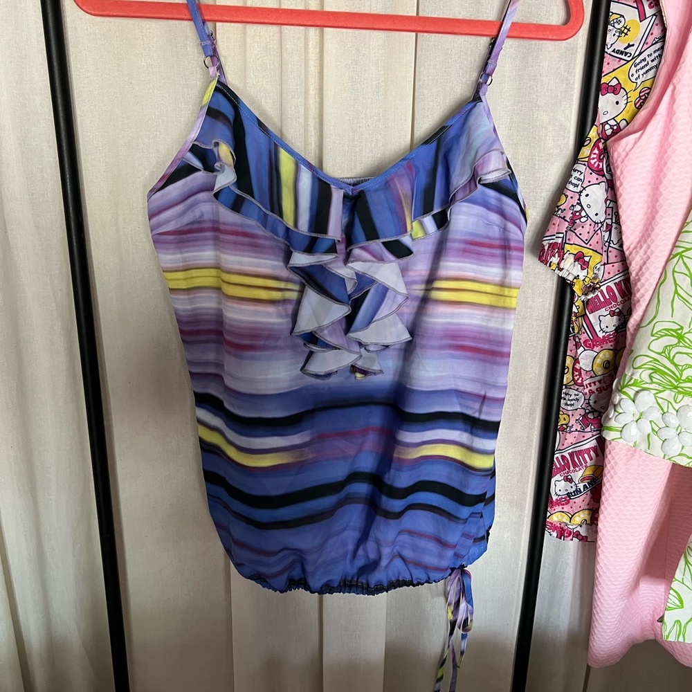 Volcom top size med